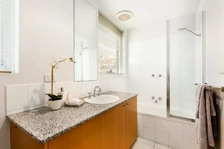 Sixth view of Homely apartment listing, 4/190 Graham Street, Port Melbourne VIC 3207