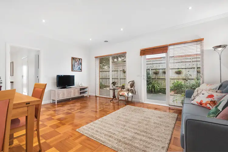 Second view of Homely house listing, 2 Erica Court, Bellfield VIC 3081