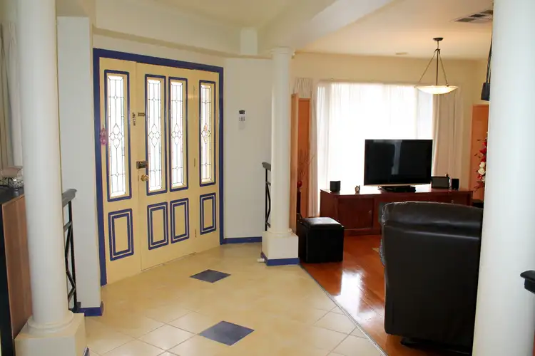 Second view of Homely house listing, 25 London Crescent, Narre Warren VIC 3805