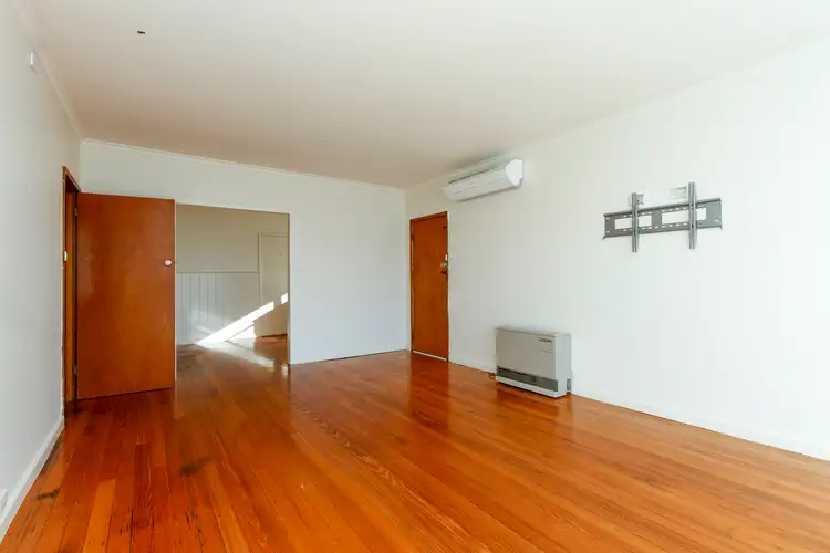 Fourth view of Homely house listing, 3 Alexandra Avenue, Sale VIC 3850