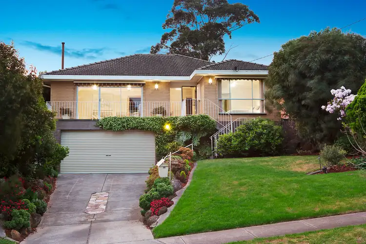 143 Mountain View Parade, Rosanna VIC 3084