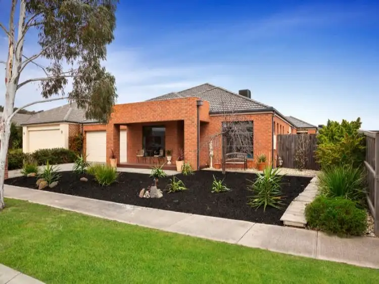 4 Kossatz Terrace, Doreen VIC 3754