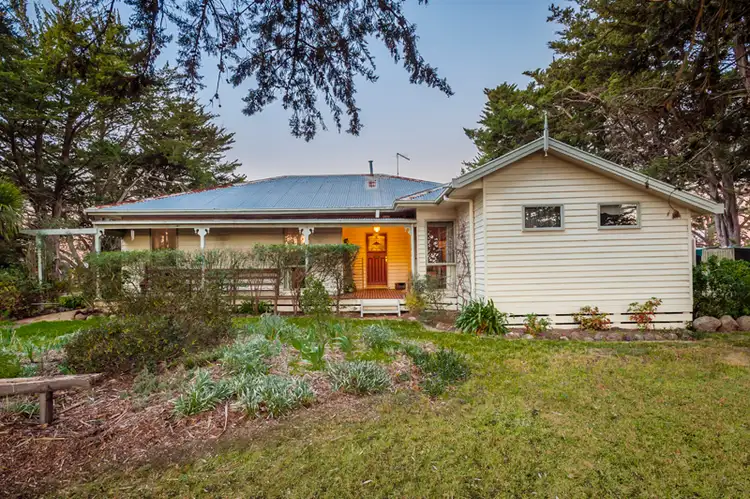 680 Riddell Road, Sunbury VIC 3429