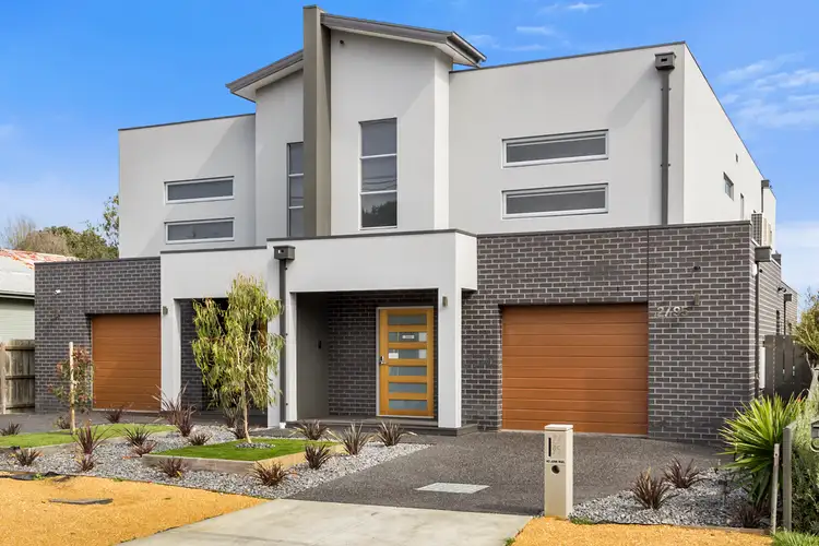 2/95 Seaview Avenue, Safety Beach VIC 3936