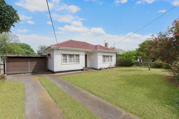 19 Curtis Avenue, Watsonia VIC 3087