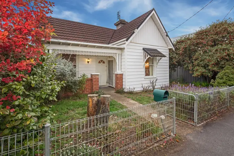 40 Mollison Street, Kyneton VIC 3444
