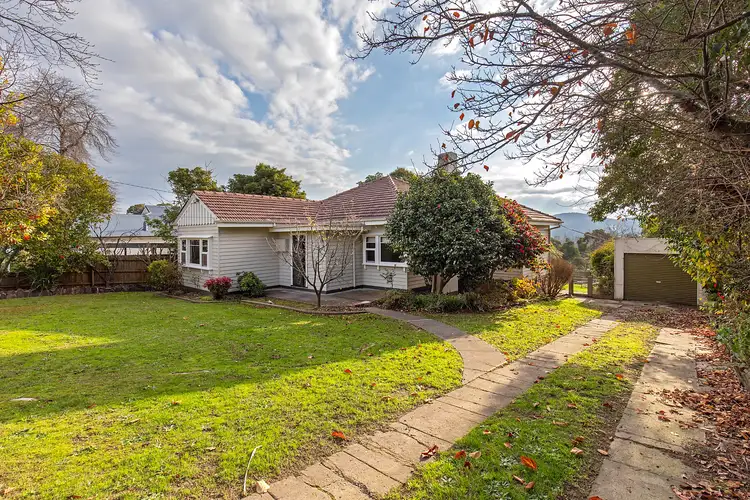 11 Crowley Road, Healesville VIC 3777
