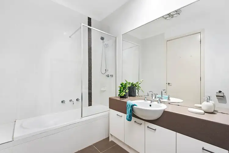 Fifth view of Homely unit listing, 4/152 Hawdon Street, Heidelberg VIC 3084