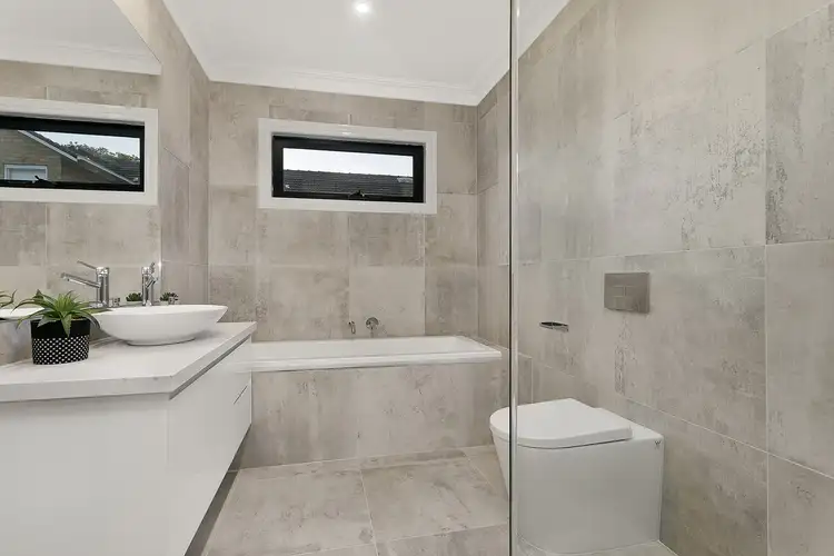 Sixth view of Homely townhouse listing, 2/8 Lemon Road, Balwyn North VIC 3104