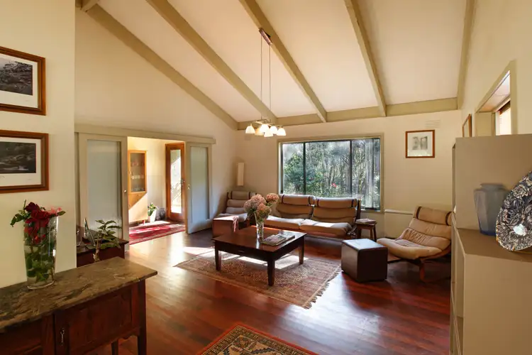 58 Vinnicombes Road, Romsey VIC 3434