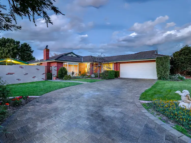 37 Armstrong Drive, Rowville VIC 3178