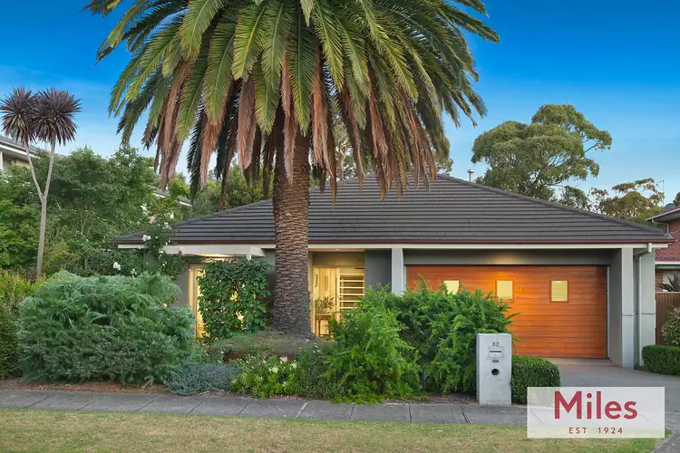 82 Ernest Jones Drive, Macleod VIC 3085