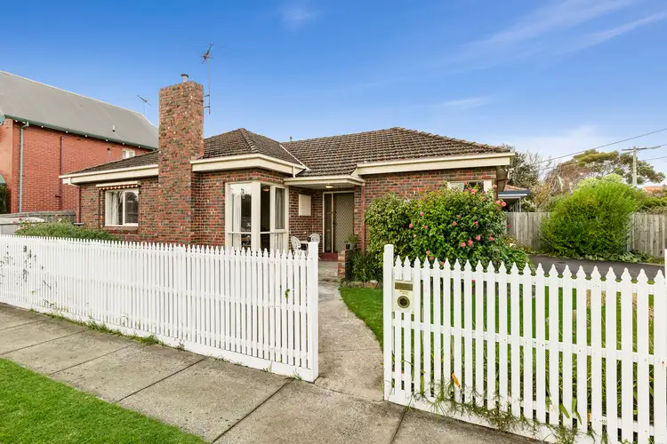 1 Grout Street, Hampton VIC 3188