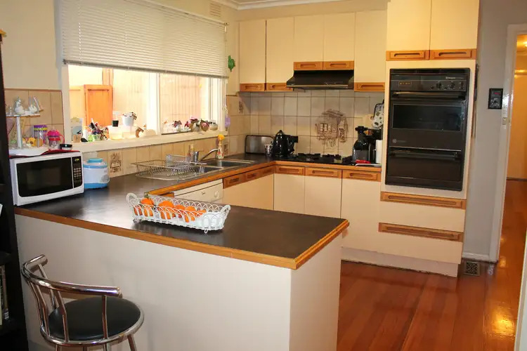 Fifth view of Homely house listing, 7 Clark Court, Berwick VIC 3806