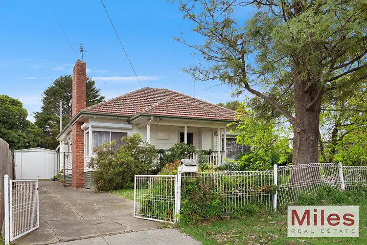 2 Alfred Street, Heidelberg Heights VIC 3081