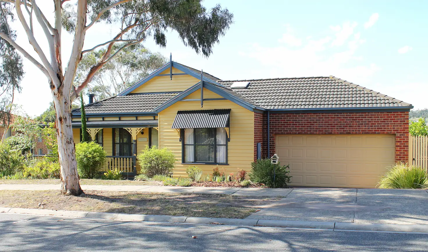 Main view of Homely house listing, 25 Highfielde Avenue, Berwick VIC 3806