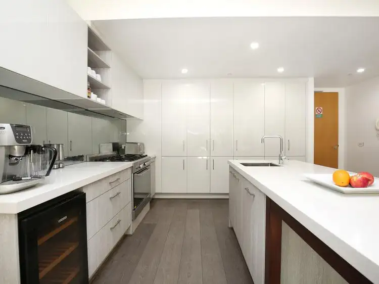 Third view of Homely apartment listing, 4/197 Bay Street, Brighton VIC 3186