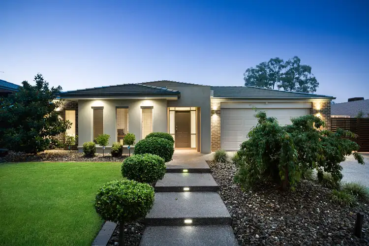 4 Tara Valley Crescent, Doreen VIC 3754