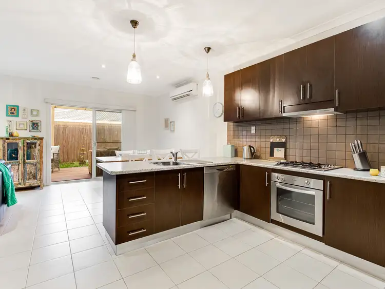 Fifth view of Homely unit listing, 1/12 Chesterton Avenue, Tarneit VIC 3029