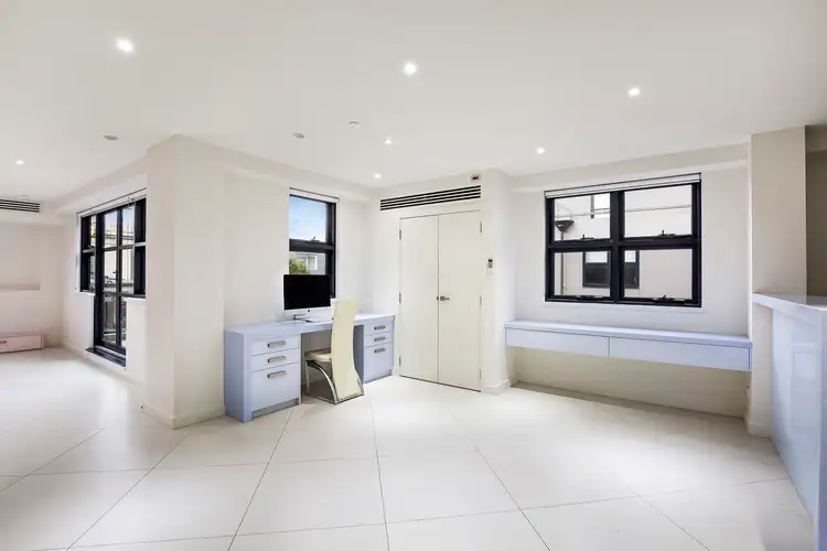 Fifth view of Homely apartment listing, 1/156 Bay Street, Port Melbourne VIC 3207