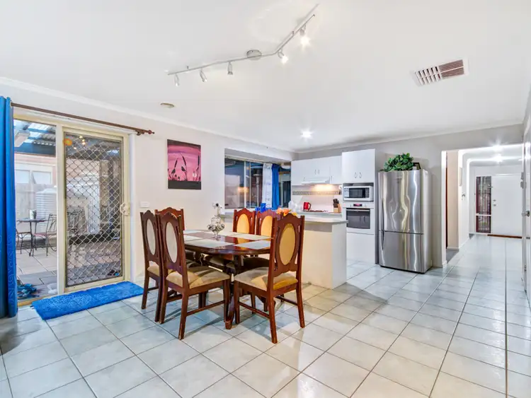 Sixth view of Homely house listing, 4 Voltaire Court, Hoppers Crossing VIC 3029