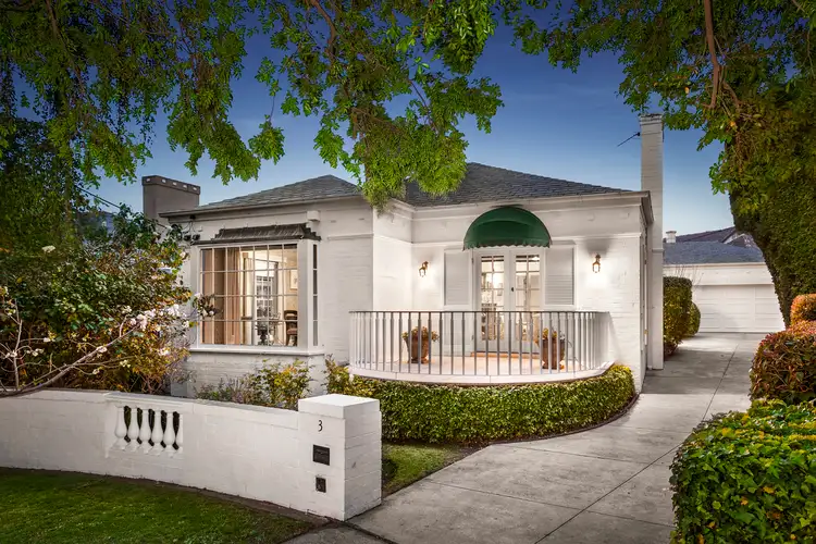 3 Lawrenny Court, Toorak VIC 3142