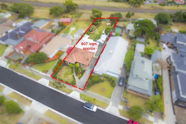135 Loongana Avenue, Glenroy VIC 3046