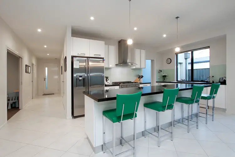 Second view of Homely house listing, 10 Fitzroy Street, Sale VIC 3850