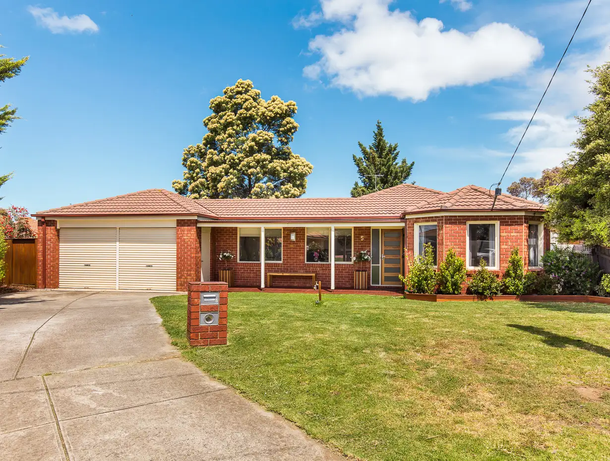 Main view of Homely house listing, 5 Freesia Court, Hoppers Crossing VIC 3029