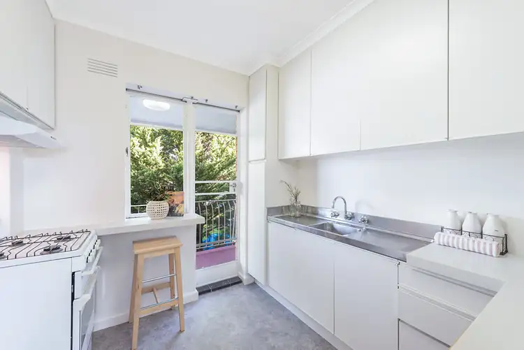 Fourth view of Homely apartment listing, 11/33 Carmichael Street, Ivanhoe East VIC 3079