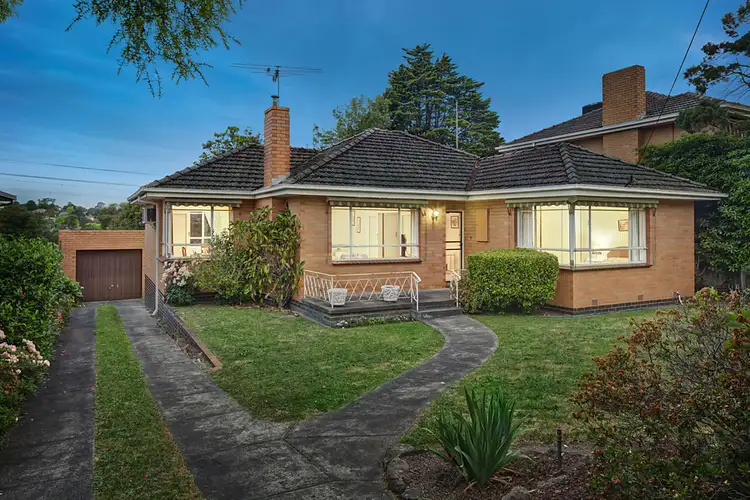 12 Beetham Parade, Rosanna VIC 3084