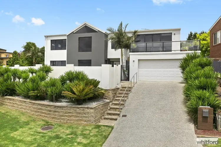 1 Glenville Road, Highton VIC 3216