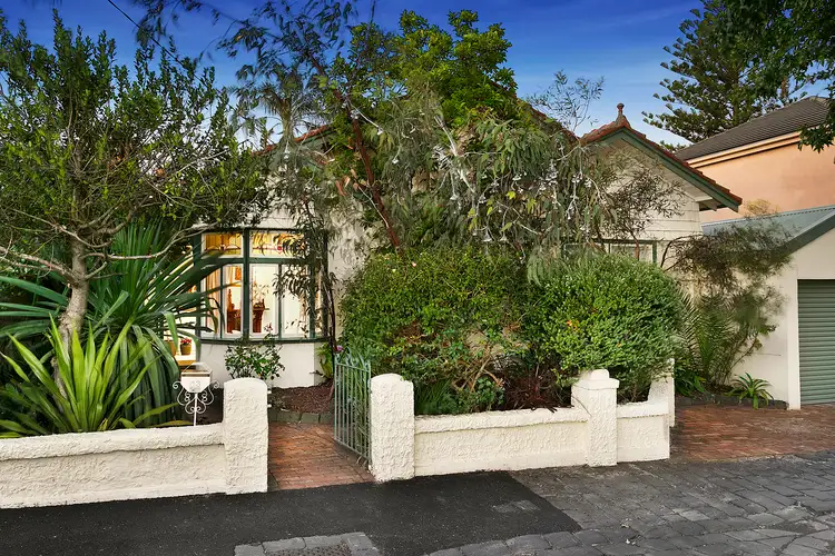 43 Fernhurst Grove, Kew VIC 3101