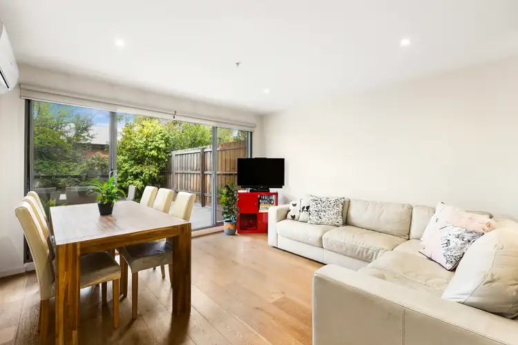 Main view of Homely apartment listing, 9/41 Murrumbeena Road, Murrumbeena VIC 3163