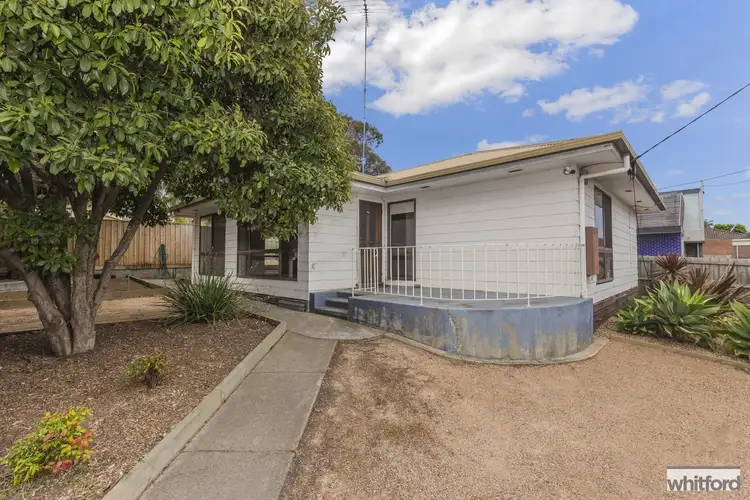 16 Jones Place, Geelong VIC 3220