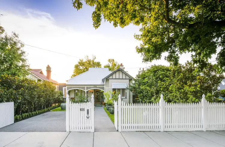 32 Downshire Road, Elsternwick VIC 3185