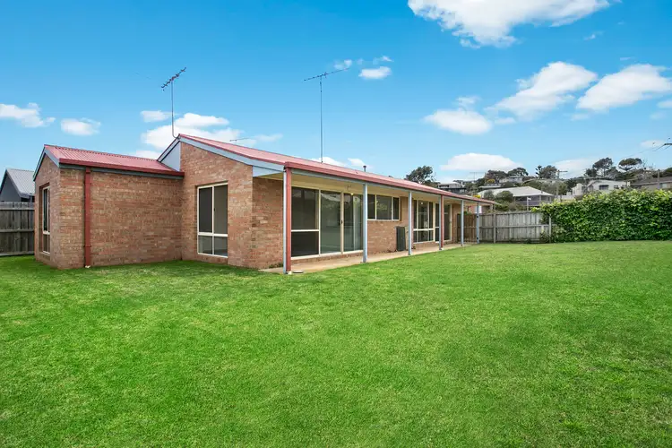 21 Somerdale Avenue, Ocean Grove VIC 3226