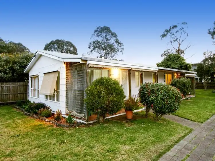 33 Wellsford Street, Stratford VIC 3862