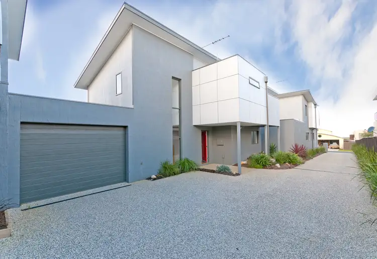 2/8 Canis Crescent, Ocean Grove VIC 3226