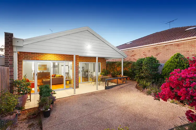 Sixth view of Homely unit listing, 4a Dumossa Avenue, Bulleen VIC 3105