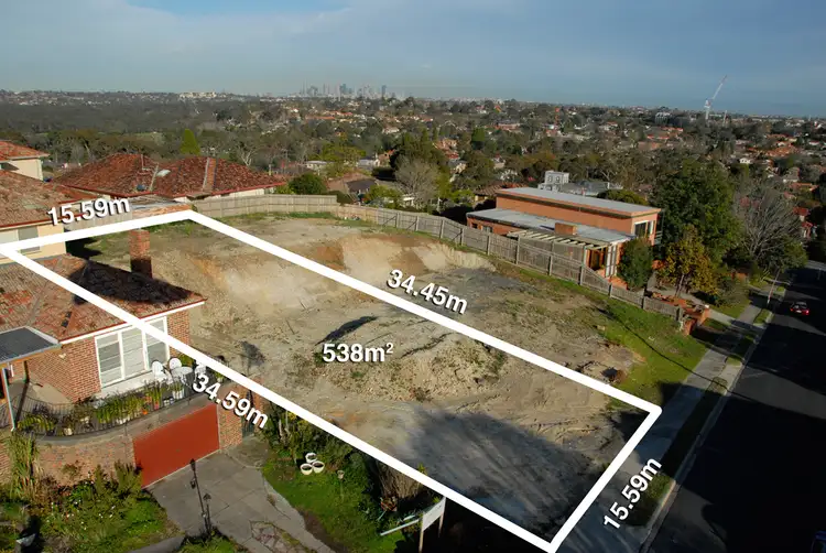 19 Hilltop Crescent, Ivanhoe East VIC 3079