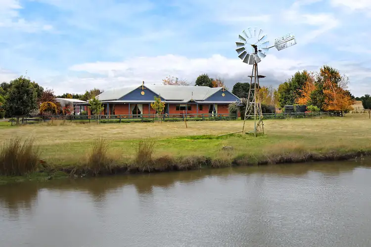 51 Campbells Court, Kyneton VIC 3444