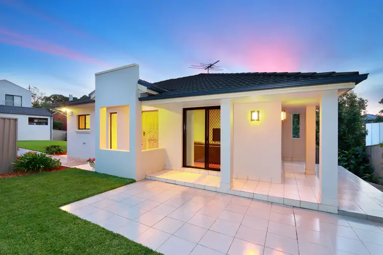 4/2b Hymen Street, Peakhurst NSW 2210