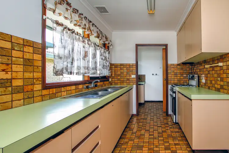 Second view of Homely townhouse listing, 4/427 York Street, Sale VIC 3850