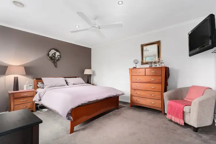 Seventh view of Homely townhouse listing, 2/5 Thomas Street, Pakenham VIC 3810