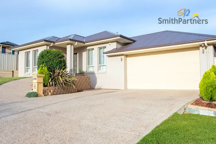 8 Adam Street, Golden Grove SA 5125