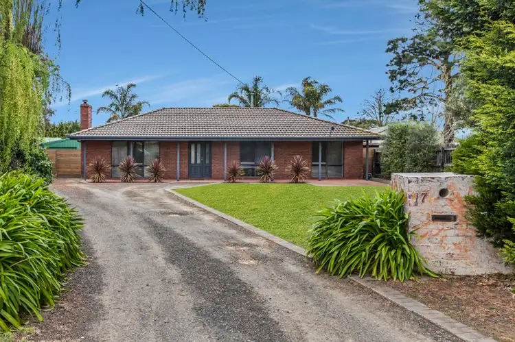 17 Sinclair Court, Wallan VIC 3756