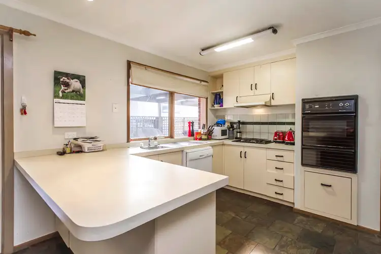 Second view of Homely house listing, 4 Oakmont Court, Sunbury VIC 3429