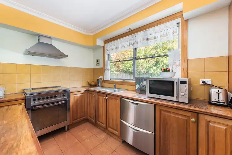 Sixth view of Homely house listing, 16 Mutual Court, Forest Hill VIC 3131