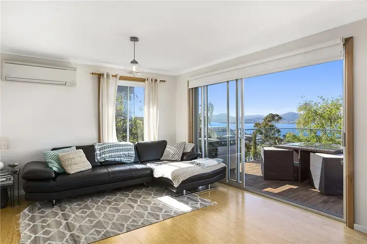 73A Fisher Avenue, Sandy Bay TAS 7005
